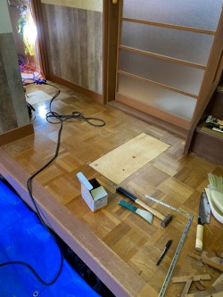 穴あけ補強 上からコンパネ補強 穴あけ補強 上からコンパネ補強