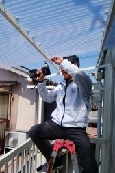 トタン屋根 トタンをベランダに取り付ける 作業工程 トタン屋根 トタンをベランダに取り付ける 作業工程