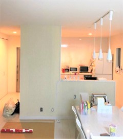アクセントクロス キッチン&ダイニング marimekko before ホワイトの壁紙 アクセントクロス キッチン&ダイニング marimekko before ホワイトの壁紙