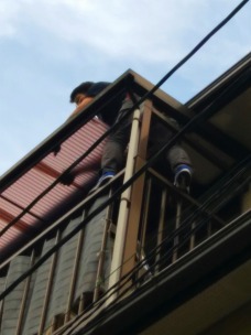 波板 はめ込み 身体を乗り出して 波板 はめ込み 身体を乗り出して