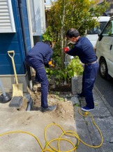 解体作業中 花壇 解体作業中 花壇