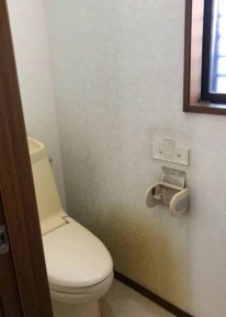 トイレのクロス張替え ホワイト 汚れ シミ トイレのクロス張替え ホワイト 汚れ シミ